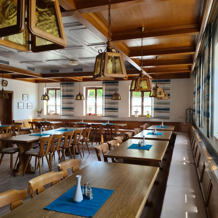 Gasthaus Schoellmann Feuchtwangen Εξωτερικό φωτογραφία